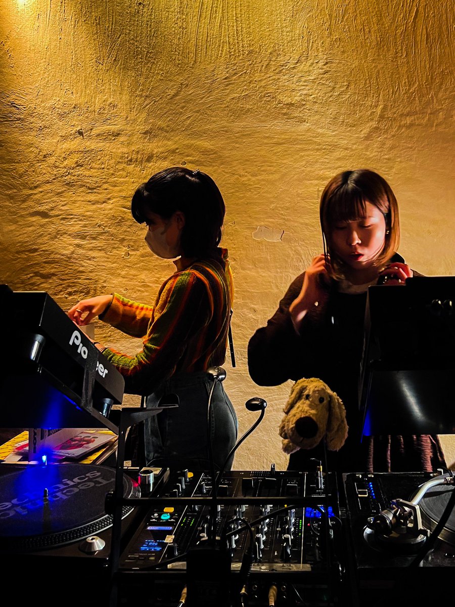 THE_FES_'s tweet photo. IMAGE OF THE FES
2022.11.22 THE FES
at shimokitazawa THREE
#THEFES #フェス #festival #LIVE #DJ #FOOD #CULTURE #POPUP #CURRY #ライブ #イベント #ロック #ポップス #アコースティック #ジャズ #エレクトロ #カレー #ポップアップ #アート #写真 #アクセサリー #下北沢 https://t.co/75PgNvWQ03