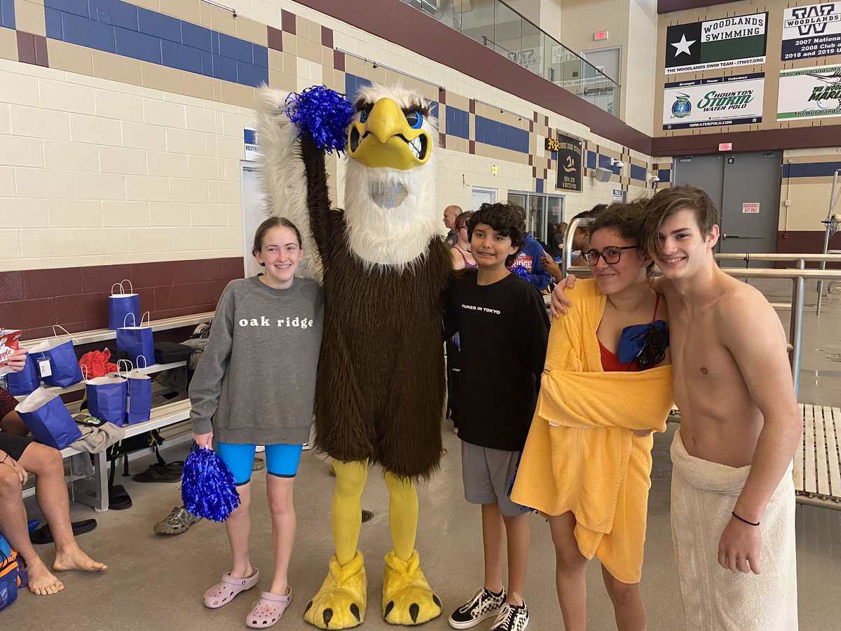 ORHS-Aquatics (@orhsaquatics) on Twitter photo We paused for pics!! <a href="/ORWarEagles/">Oak Ridge High School, Conroe ISD</a> We paused for pics!! <a href="/ORWarEagles/">Oak Ridge High School, Conroe ISD</a>