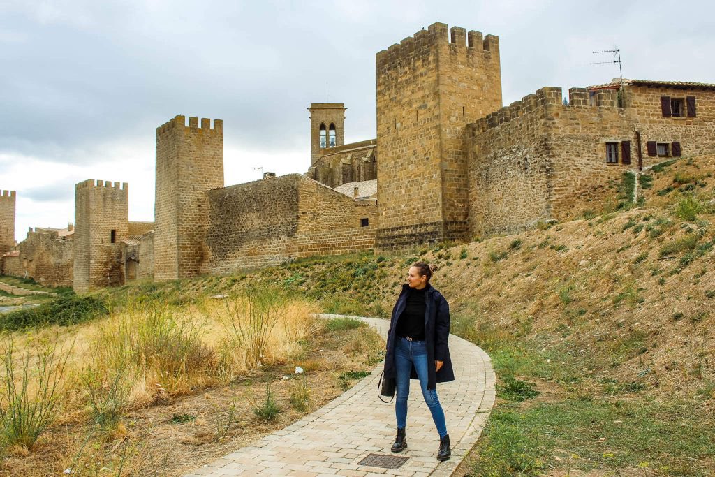 Jessmarkowitz2's tweet photo. #RT @lifestyle_roads: [New Blog Post] Exploring Top Attractions in #Navarra, Spain - read: https://t.co/rFgK3lhHfG https://t.co/68nBju9Vp8