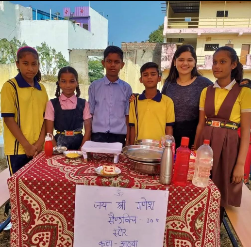 vswsindore's tweet image. Inauguration of Bal Mela took place today. 
It was a wonderful experience to see young children handle the sales and manage their food stalls.
#LetsDoGood #VSWS #VswsIndore