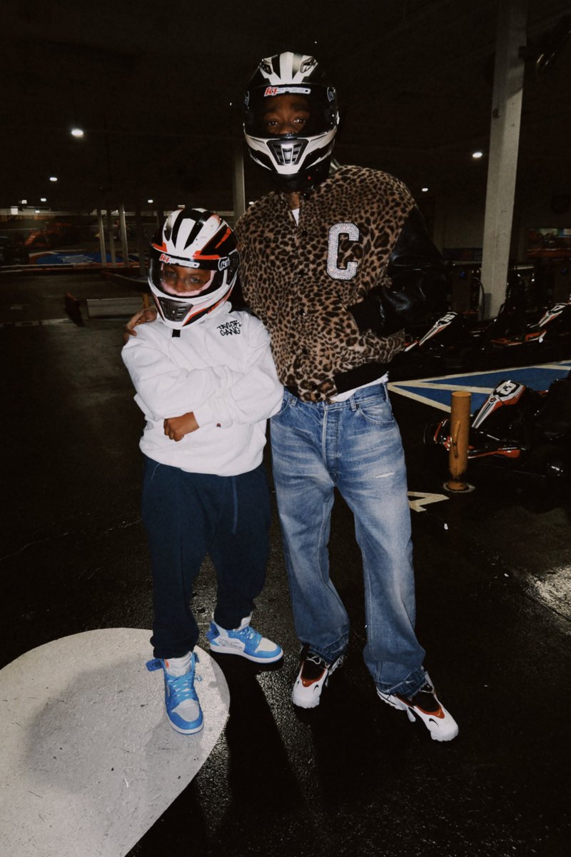 Hangin wit my kid and gettin fits off is my only purpose for leaving the house