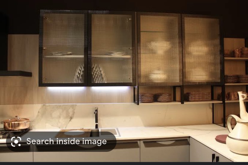 chantel_swiftie's tweet image. Our kitchen cabinets, we had a kitchen unit last year but the frames of the doors where plates or glasses stay are missing, I would really i appreciate that money because we would buy glass frames @CapitecBankSA #CapitecLiveBetter I’m not sure if I explained the correct thing