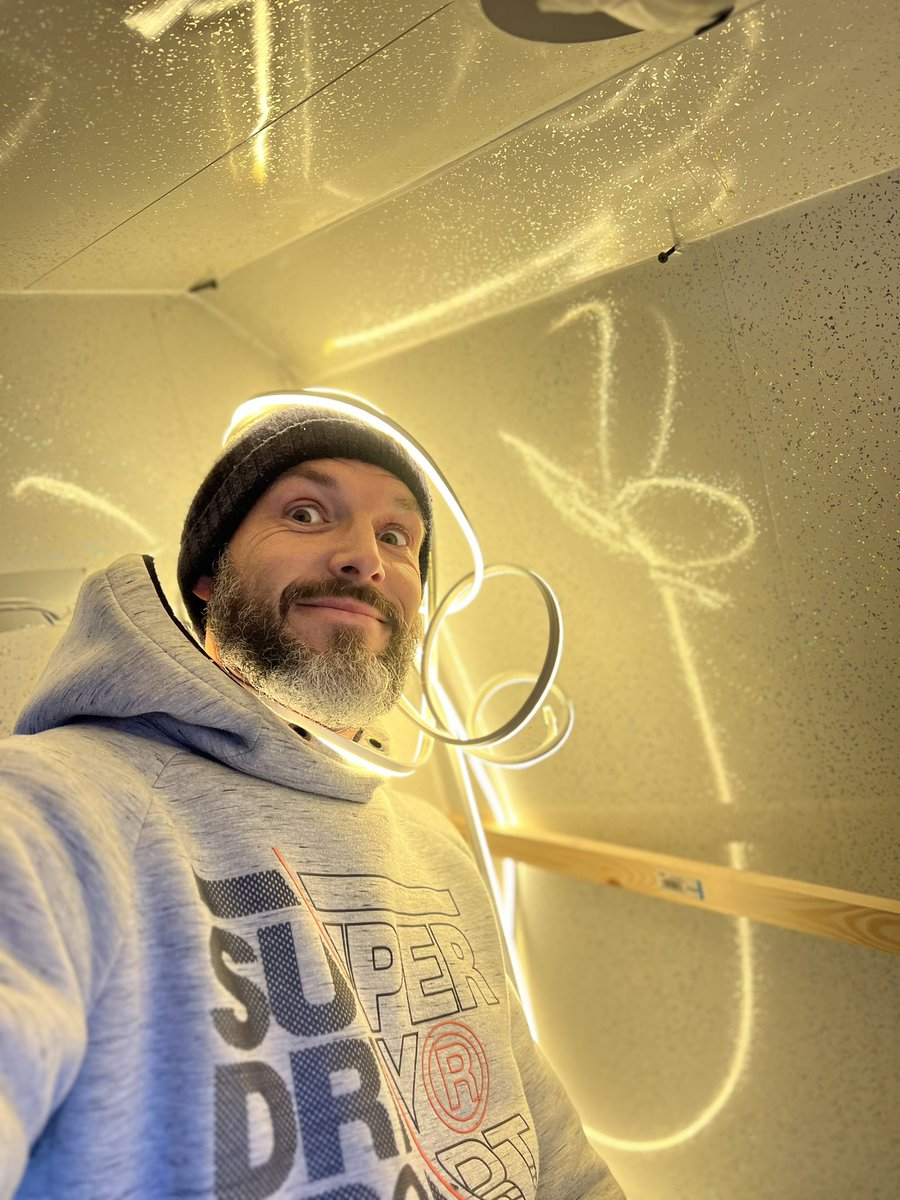 lifewithplatts's tweet photo. VLOG 60: ONE OF THOSE DAYS! #vanlife
🚐— https://t.co/Ysg4kmNXFs —🚐
#vanlife #vanlifevlog #vanlifecouple #vanlifetour #vanlifebuild #livingthevanlife #life #solovanlife #fulltimevanlife #rvlife https://t.co/vxPoYnFbmh