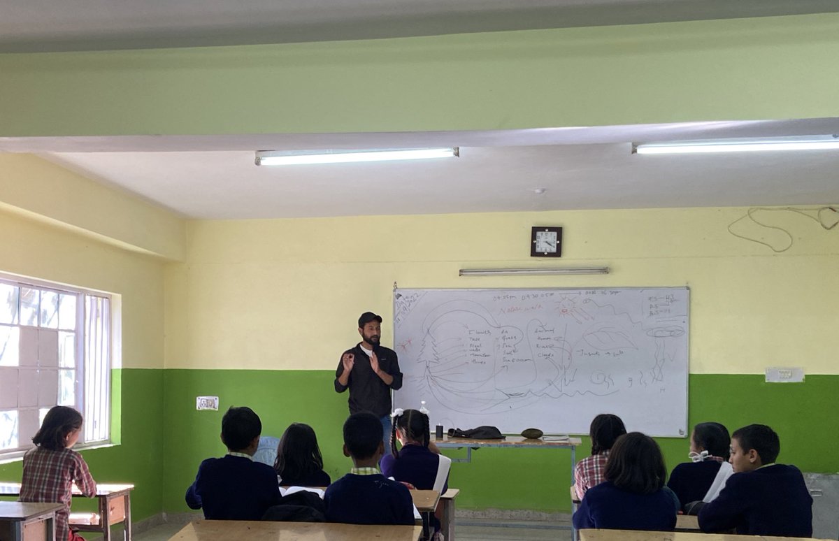 mahesh_ronseru's tweet photo. Understand the relationship of Tree ecosystem.
.
#kinnaur #educator @kyang_himalaya @Zed_Tells @Yuvan_aves @kyang_himalaya https://t.co/8555KlMczY