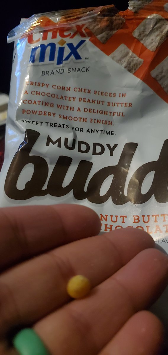 FIBROMOM11's tweet photo. @ChexCereal what in the world is this?? We debates on peanut butter but no, it's hard as a rock 😬 https://t.co/pxpneDJpal