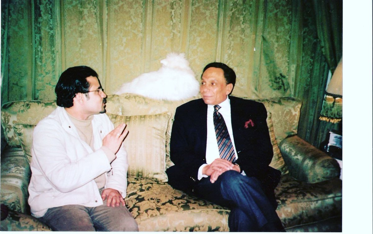 عادل إمام.. صانع البهجة
83 عامًا منها 60 عامًا تربع فيها على عرش النجومية ولا يزال
لا أحد يعرف سر الخلطة التي جعلت من عادل إمام نجمًا حتى في غيابه عن الأضواء
مضى ثلاثة أعوام لم يظهر فيهم سواء في عمل فني أو ضيفًا في برنامج تلفزيوني أو في حفل عام.
صديق الحُكّام وبطل الغلابة