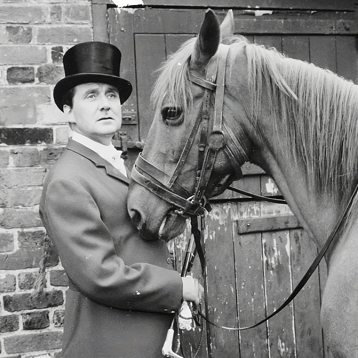 westminstermews's tweet photo. #SilentDust by #RogerMarshall - Directed by #RoyBaker - #PatrickMacnee https://t.co/yVvXenuyNE