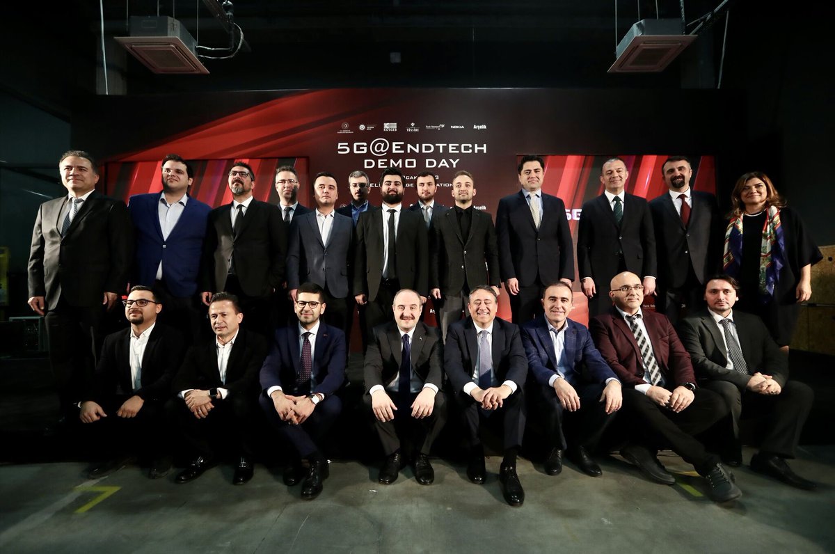 zaferkaradayi's tweet photo. #5Gendtech #demoday @TCSanayi @cbyatirimofisi @kosgeb @tubitaktusside @turktelekom @arcelik @nokia #garageinnovationhub
@naraedtech #endusturi40 #augmentedreality #5G https://t.co/GH2yiqHMpB