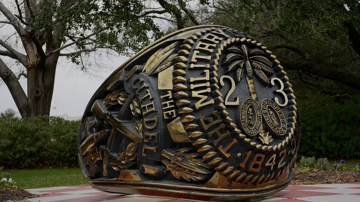 Danny Lewis tweet media