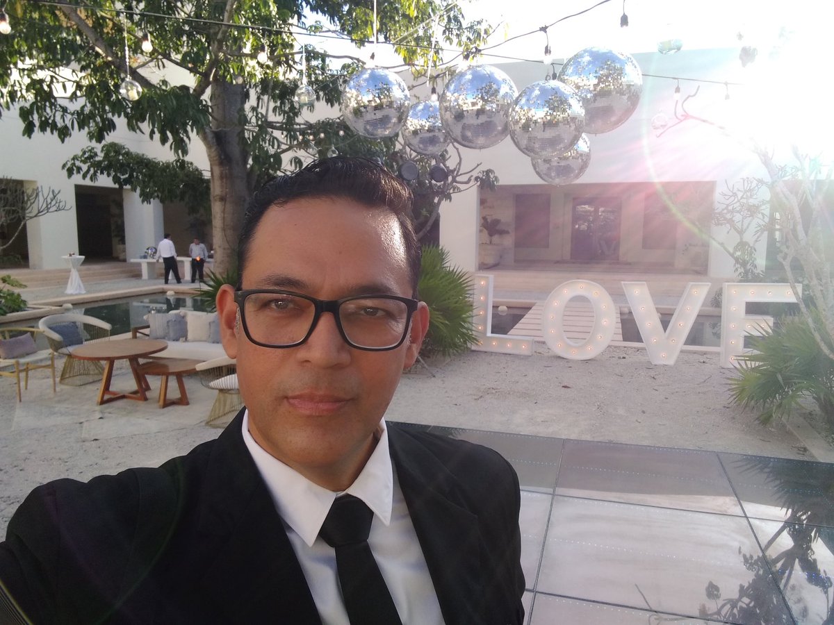 #SectsAkumal #weddingVibes #ilovemyjob #mayalandweddings #HandsomeGuy #Akumal #VisitaQuintanaRoo