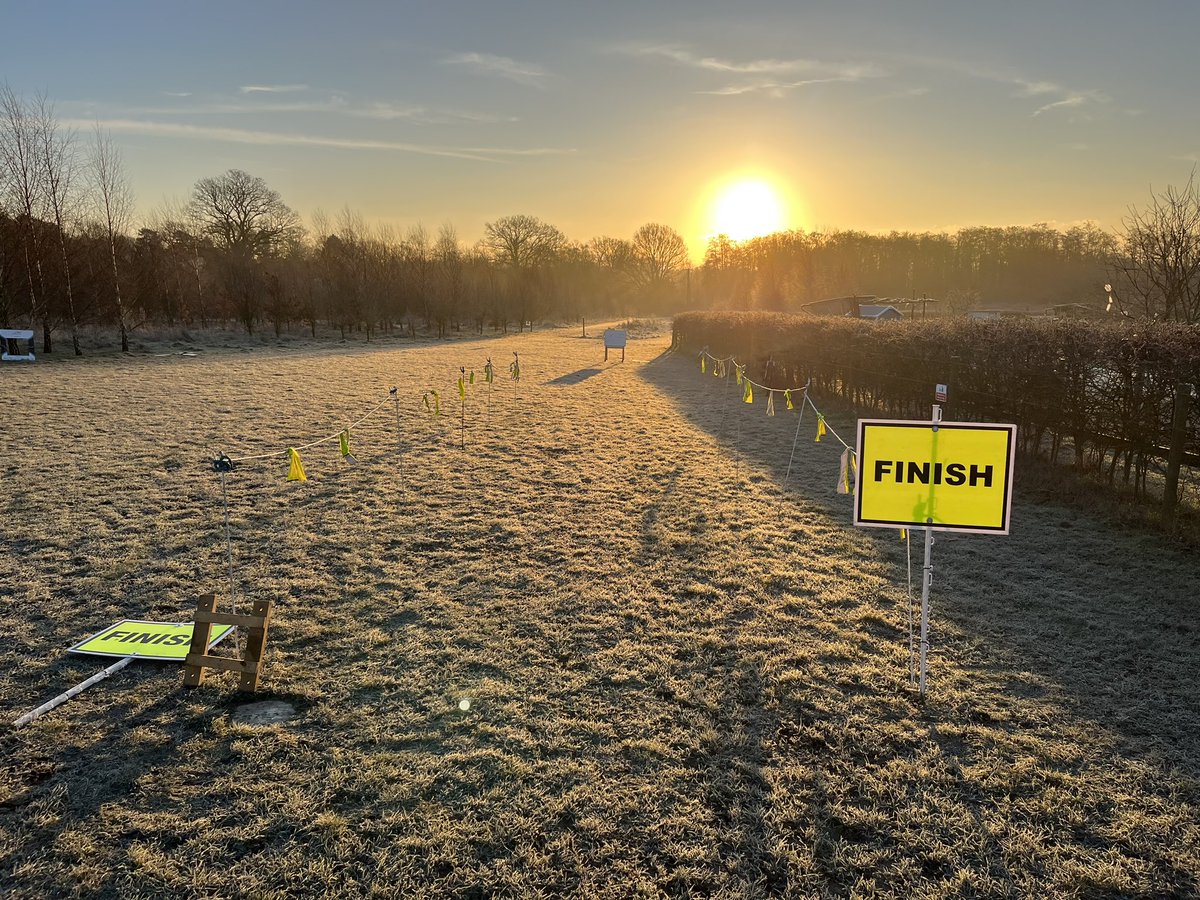 Lovely morning at the Countryside Park sharpe frost but great to run on.  Lovely to see the sun coming up as we set up! #loveparkrun #brundall