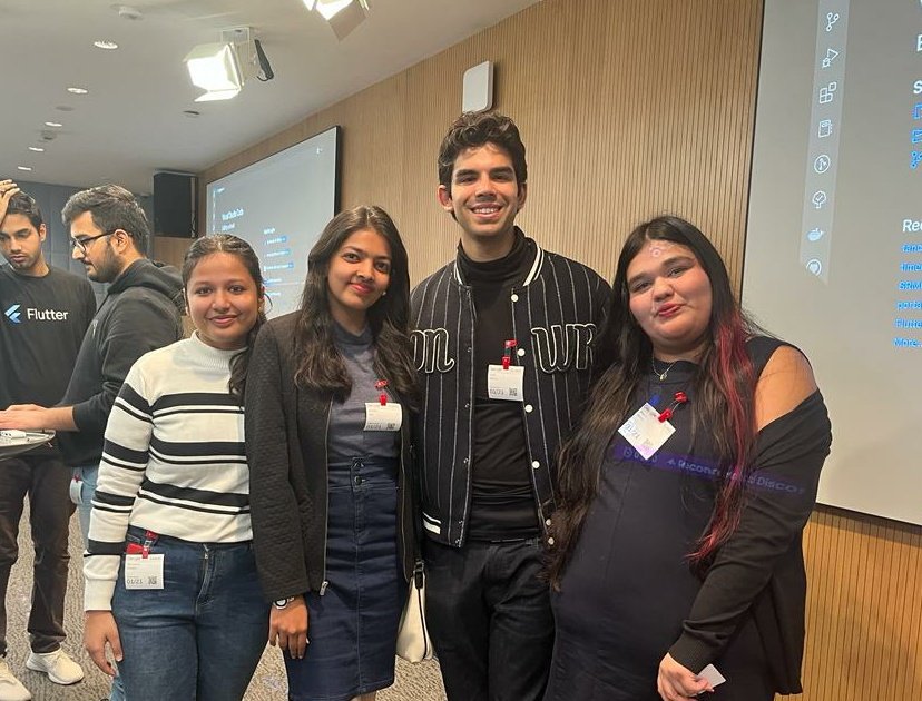 Anmol_Jha_'s tweet photo. Thank you so much 
@AnshMehraaa for the amazing session (and the lovely stickers♥️) at #DashDayOut! I absolutely loved how you explained everything so easily with such great real-life examples and made the session so fun!

#Flutter #FlutterDash 
@IndiaFlutter
@DelhiFlutter https://t.co/1fg0uzsB4k