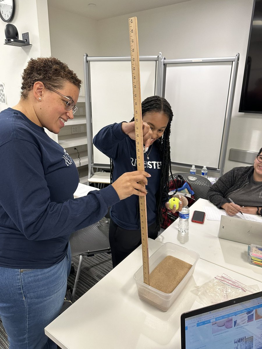 VeronicaJ_edu's tweet photo. Impact Experiments @RiceU_STEM @conocophillips #ampRICE https://t.co/nsHWrEK2ok