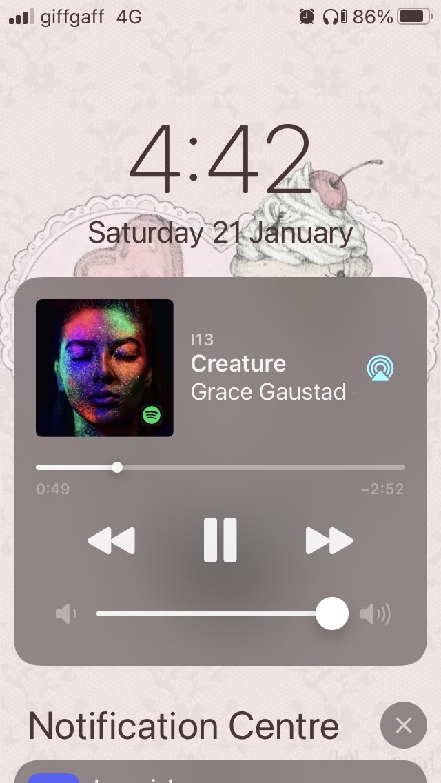 LifeIsACarousel's tweet image. Song of the day