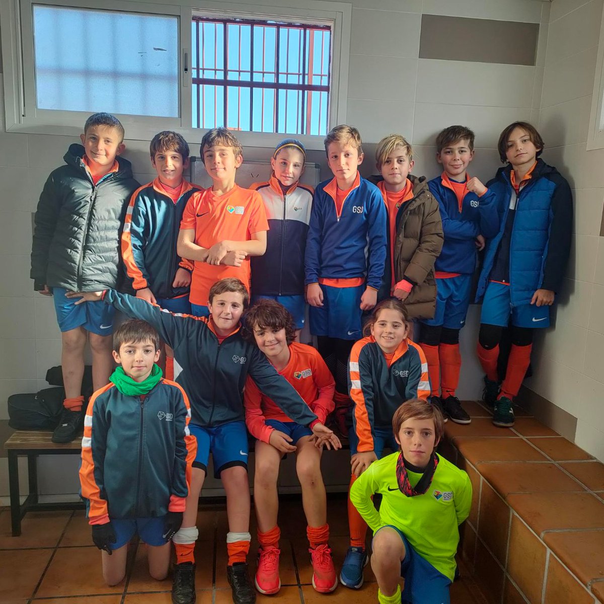 GSDcdeportivo's tweet photo. El Alevín A de #F7  #gsdmoratalaz consigue una importante victoria por 4-3. Partido muy completo de todo el equipo, que no se decidió hasta los minutos finales.
@ToniMangas_10 
@RFFM_oficial 

¡Enhorabuena equipazo! https://t.co/9060DbxtSe