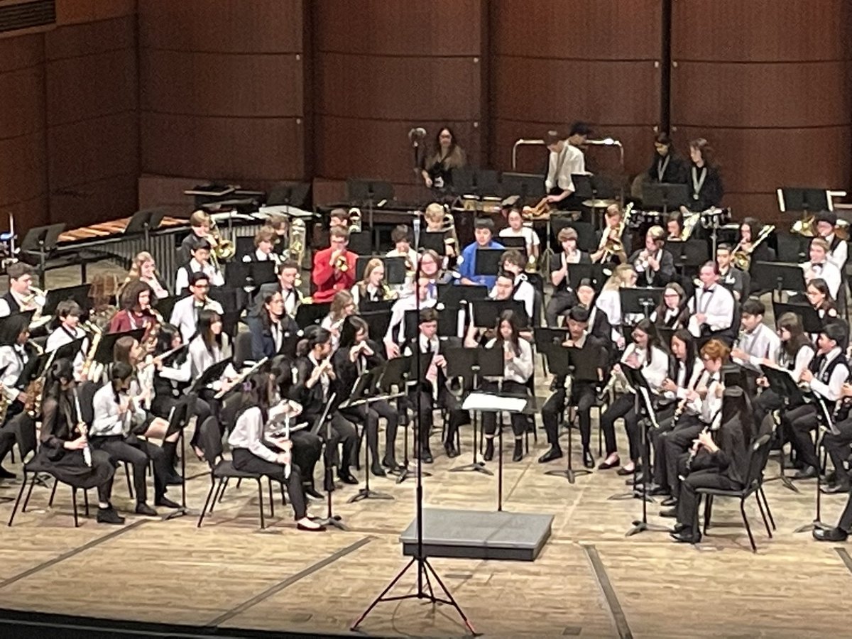 Novi Middle School Bands tweet media