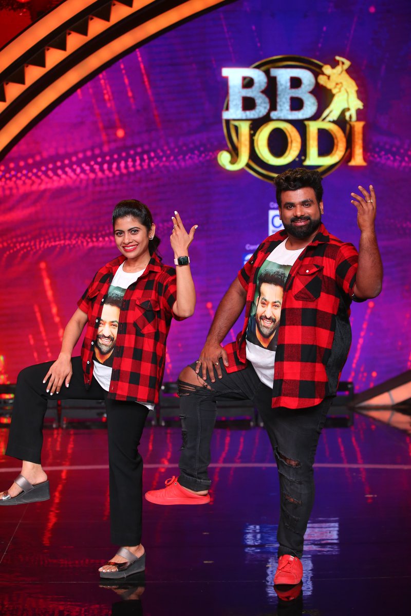 ✌🏻🥳 @RJChaitu @RJKajal floor moment 💥 🥳 you guys nailed it best of luck both of you 💝 #bbjodi #starmaa  ❤️🔥