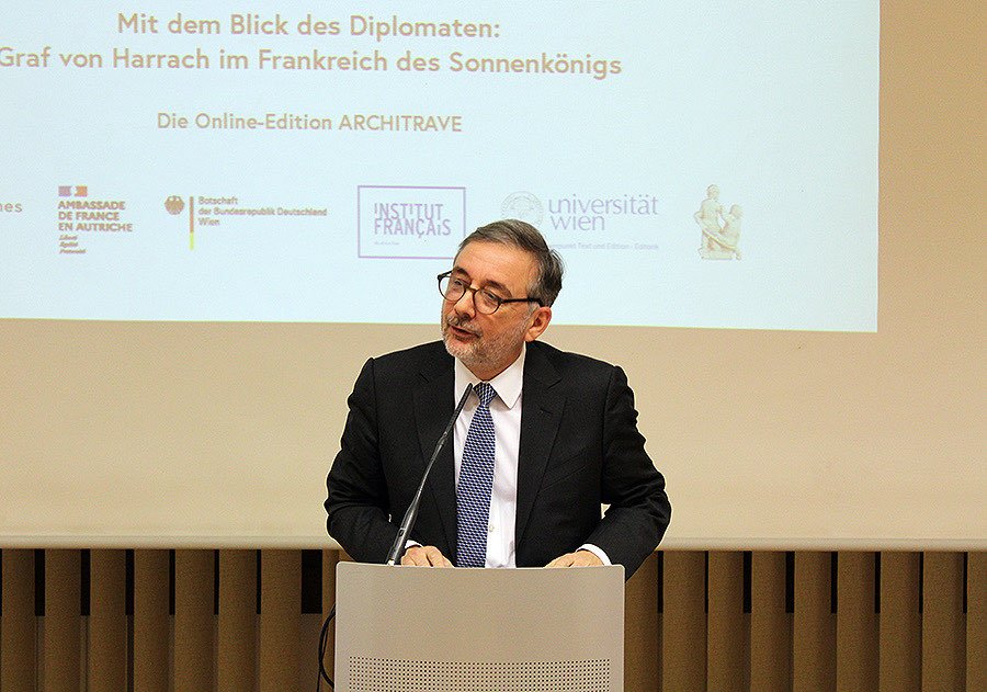 mkb_diplo's tweet photo. 60 Jahre #Elysée-Vertrag, 
🇩🇪-🇨🇵 Aussöhnung + Freundschaft. 

In #Wien würdig gefeiert mit einem 
🇨🇵-🇩🇪-🇦🇹 Projekt gemeimsamer Wissenschaftsförderung https://t.co/gd5NIwDZjC. 

Dank an das 🇦🇹-Staatsarchiv +
Merci beaucoup cher ami @GillesPecout pour ce formidable projet commun ! https://t.co/c8Kpm6GxfR