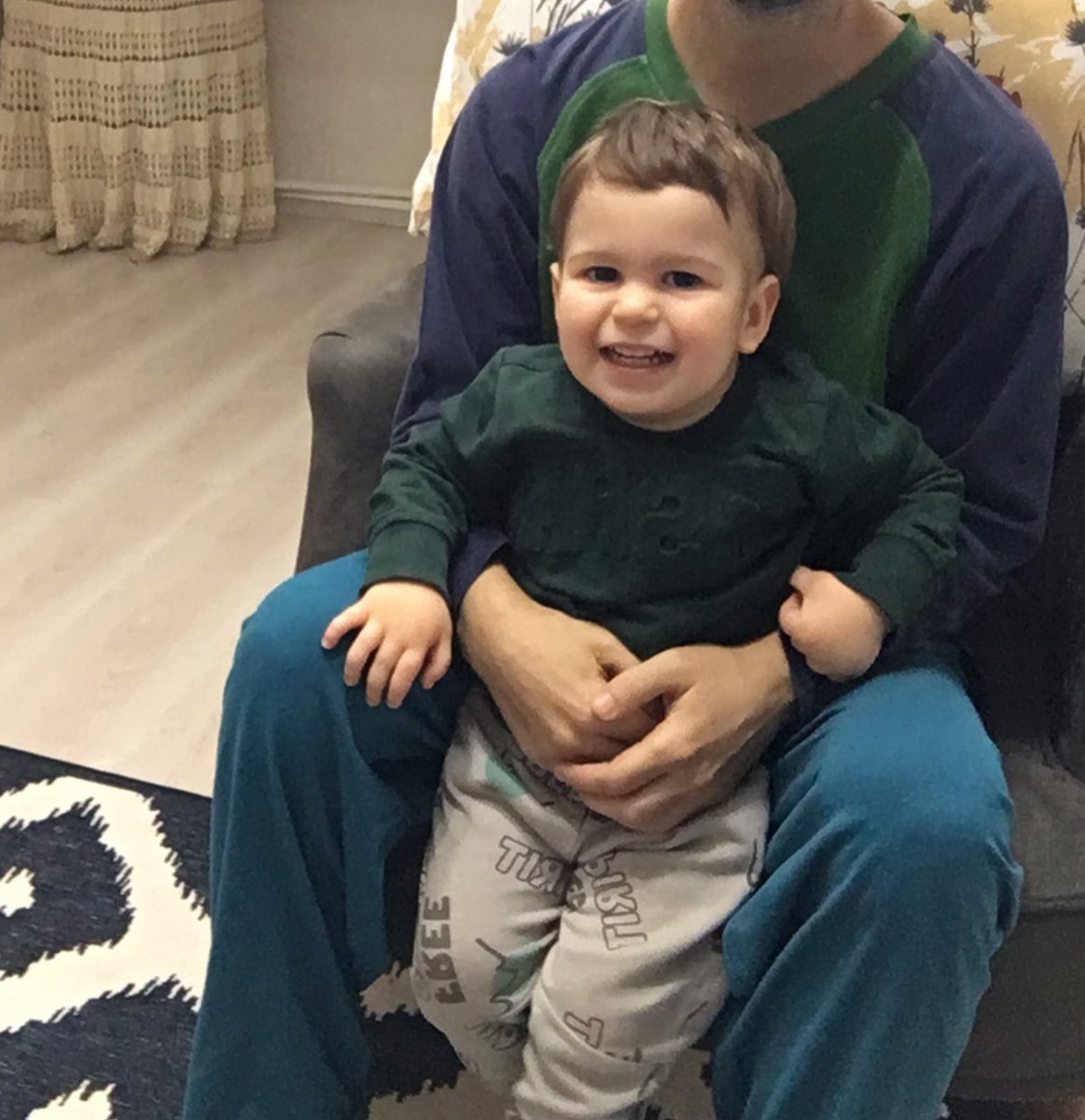 Bizi tekrar bir araya getiren Rabbime şükürler olsun. Dualarını esirgemeyen bütün kardeslerimden büyüklerimden allah razı olsun.