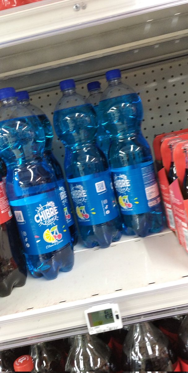 _DaBlue's tweet photo. On s'est fait chibrer à Maure, alors je fait mon petit stock de @ChibreBleu ( de ce que la caissière m'a dit je n'étais pas le seul ) https://t.co/boEz4k5vCn