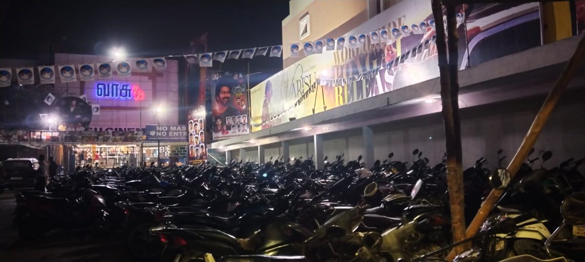 vasutheatre's tweet photo. Housefull 🔴
Housefull 🔴
Housefull 🔴
Sky high demand for #Varisu #VAriSUatVASU https://t.co/8aGJj0MhgX