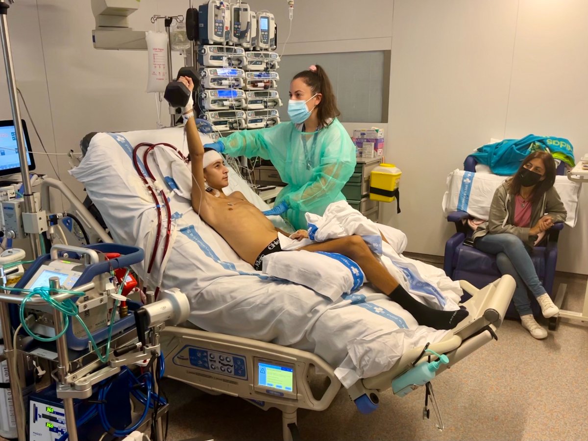 Moltes felicitats, Jaume Izquierdo per ser un dels guanyadors del 6è Concurs d'Imatges de l'Hospital de les Persones de #VallHebron amb la fotografia 📸 "Amunt i força!". #FemVHambTu