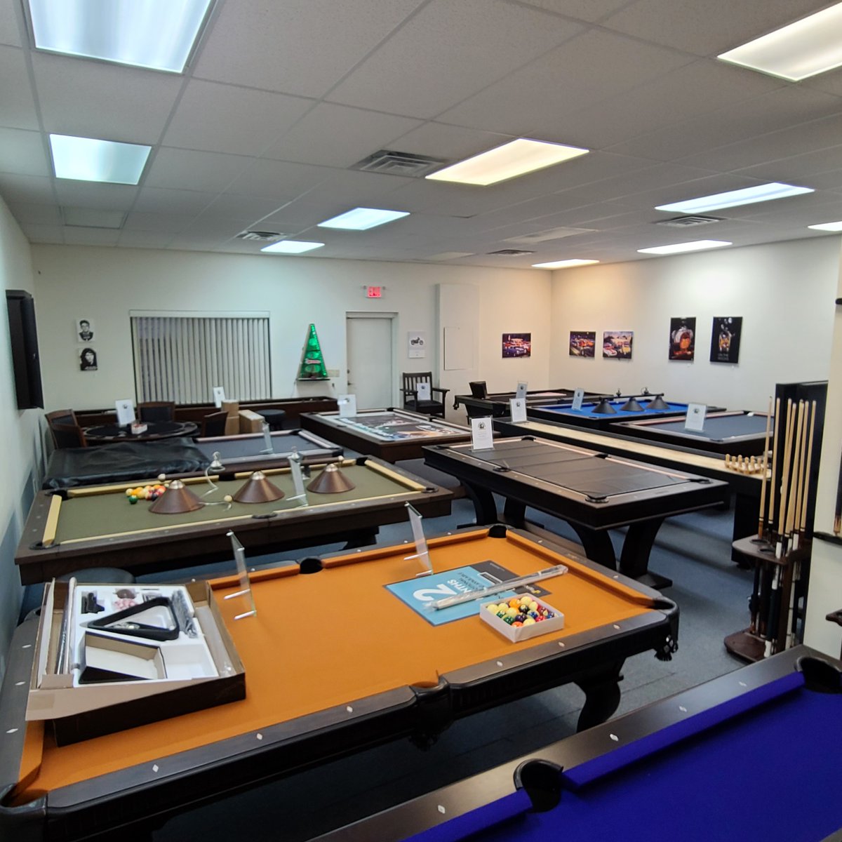 NOCOPoolTables's tweet photo. FLOOR SAMPLE CLEARANCE SAVE $100s OR EVEN $1000s ON SELECT TABLES FROM PRESIDENTIAL, VALLEY, CONLEY, AE SCHMIDT, LEGACY, AND PLAYCRAFT; FIRST COME FIRST SERVED!
#neohio #TheLand #mancave #pooltables🎱#billiards🎱#cleveland #Browns  #Guardians⚾️#Cavs🏀 https://t.co/BCmaIRl7Yw https://t.co/PfQS2xXuwV
