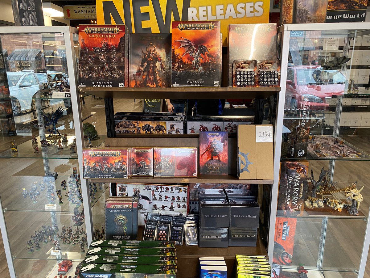WHCitadel's tweet photo. ITS SATURDAY THAT MEANS NEW RELEASES AND OPEN GAMING!

Come be the first to play on the NEW Age of Sigmar table. We also have Horus Ascended as well as the Limited Edition Garro book! 

What are you most excited for?

#WarhammerCommunity #HorusHeresy https://t.co/Kum4ytoWbB