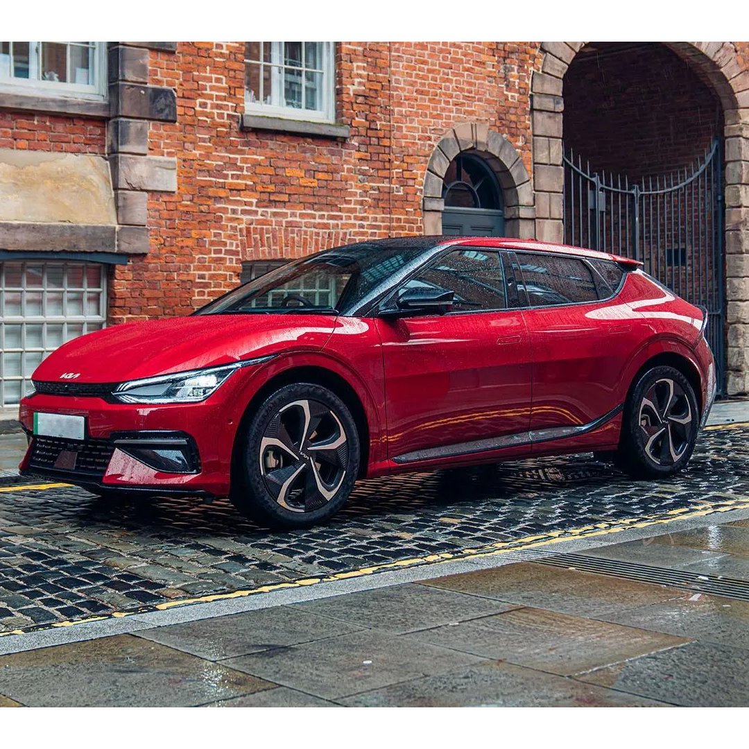 This is a rare beast, as it's one of our most popular cars.

And for good reason, the #Kia #EV6 has been lauded with spades of awards since its launch.

We have the EV6 available on #carsubscription, with free delivery anywhere in the UK mainland.

ow.ly/YUz950MwnPa
