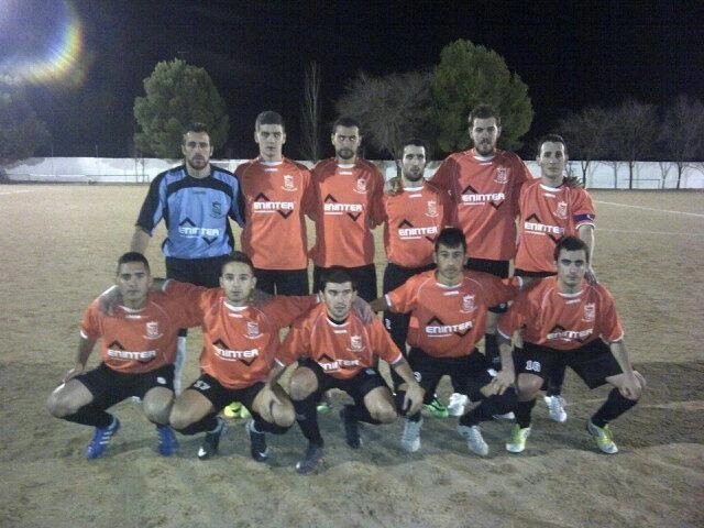DeporteCLM's tweet photo. ¡Que equipo el de @CDAELosLlanos1!

Barro, ganas, calidad y muchos🥚 https://t.co/MF3GBtYqA2