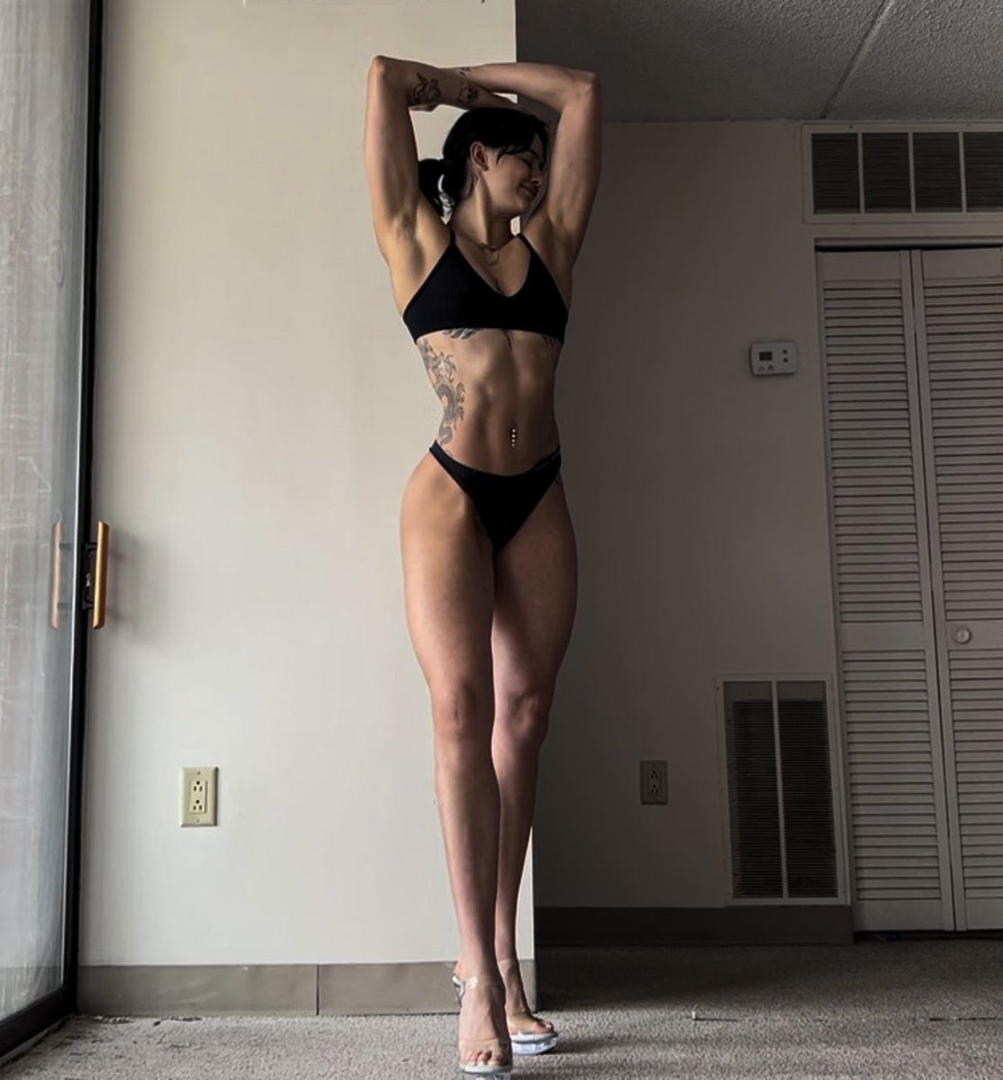 EllsKae's tweet photo. 11 weeks out🤍 https://t.co/7a3nTuAJ1Y