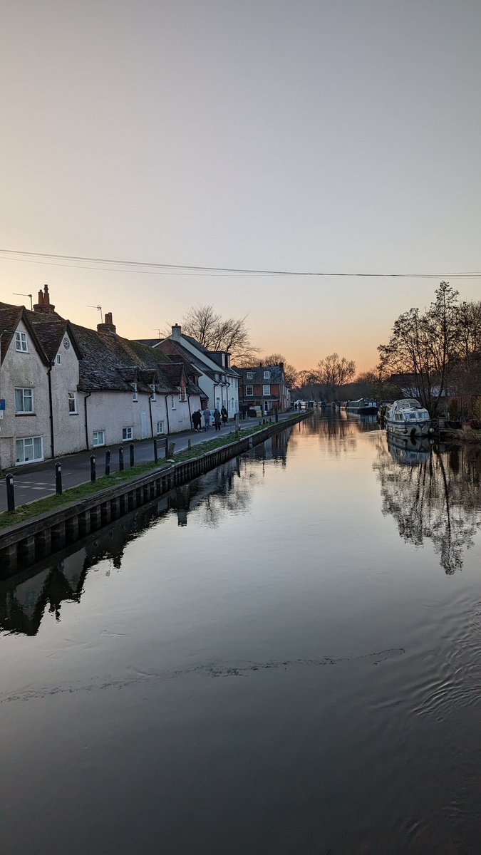 I'm absolutely stunned by the camera on the Pixel 7 pro, especially the zoom capability! It's also competing with my Fuji camera which I'm not too pleased about lol. 

#Pixel7Pro #nofilter 
@VisitNewbury