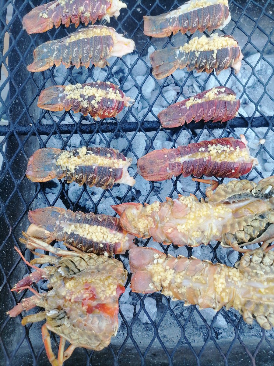 The Dean tweet media