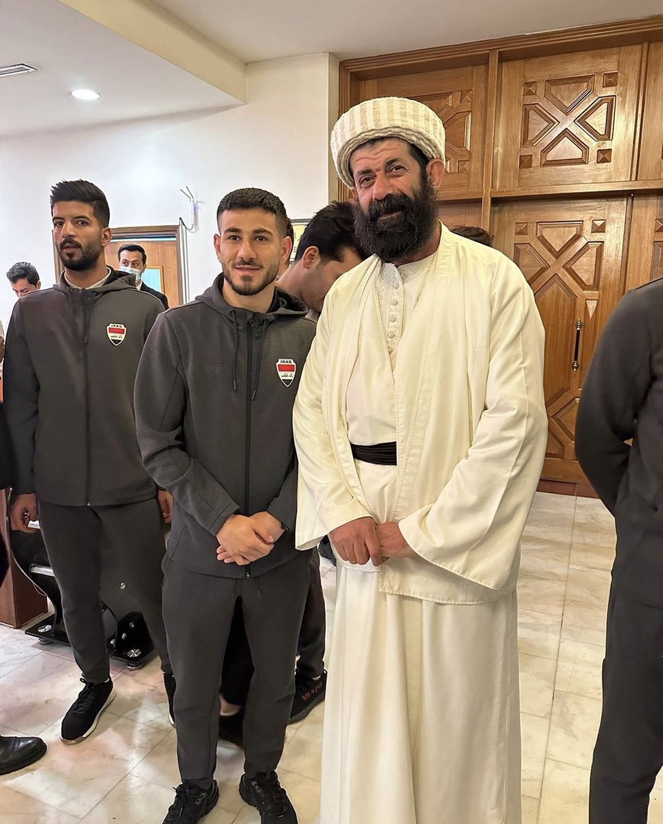 dilo_haskany's tweet photo. بابا جاويش رفقة لاعبي والكادر التدريبي لمنتخبنا الوطني في العاصمة بغداد 😍♥️🦚 

#خليجي_25_بصراوي #البصرة #كاس_الخليج https://t.co/zjxwIo4iQU
