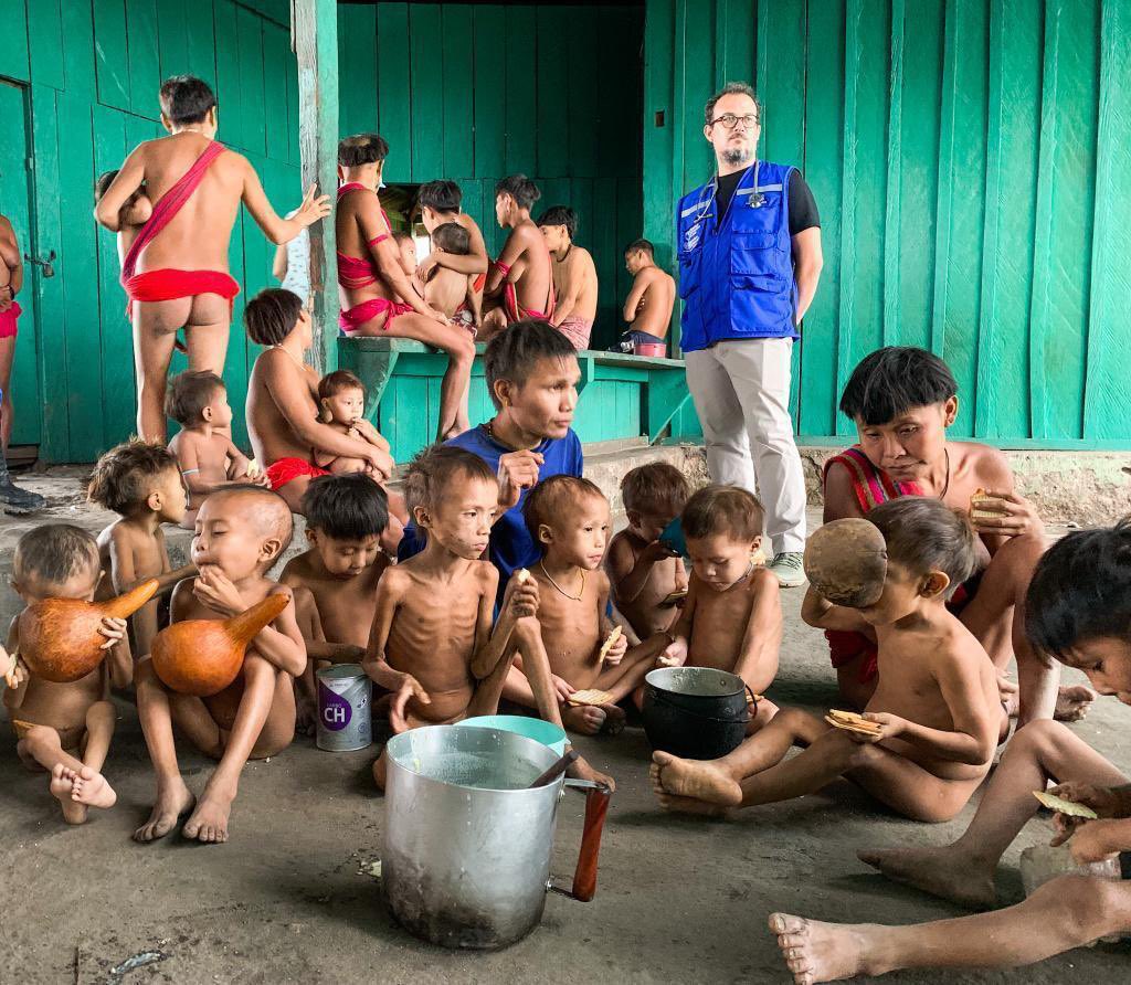 Rafael_Parente's tweet photo. Esse é o resultado de 4 anos de governo Bolsonaro, Damares e Ricardo Salles.

Mais de 540 crianças morreram de FOME. Sofrendo. Isso só em Roraima.
Para onde foi o dinheiro?
É o cúmulo do descaso e da desumanidade.

Olhem essas fotos! Esses bandidos não podem sair impunes. https://t.co/pZ5FgwaRp1