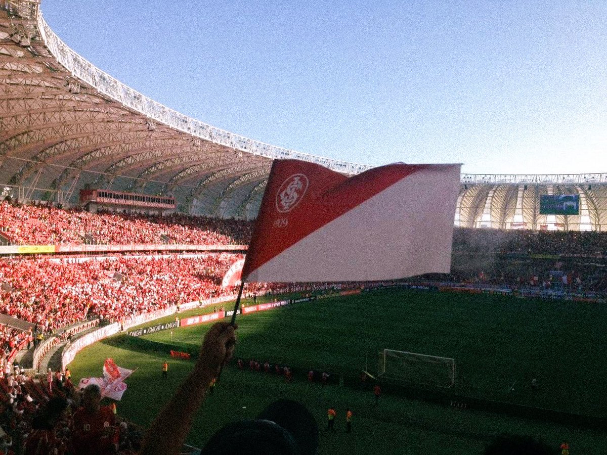 ballzari's tweet image. Finalmente é DIA DE INTER de novo, que venha 2023 @SCInternacional #DiadeInter