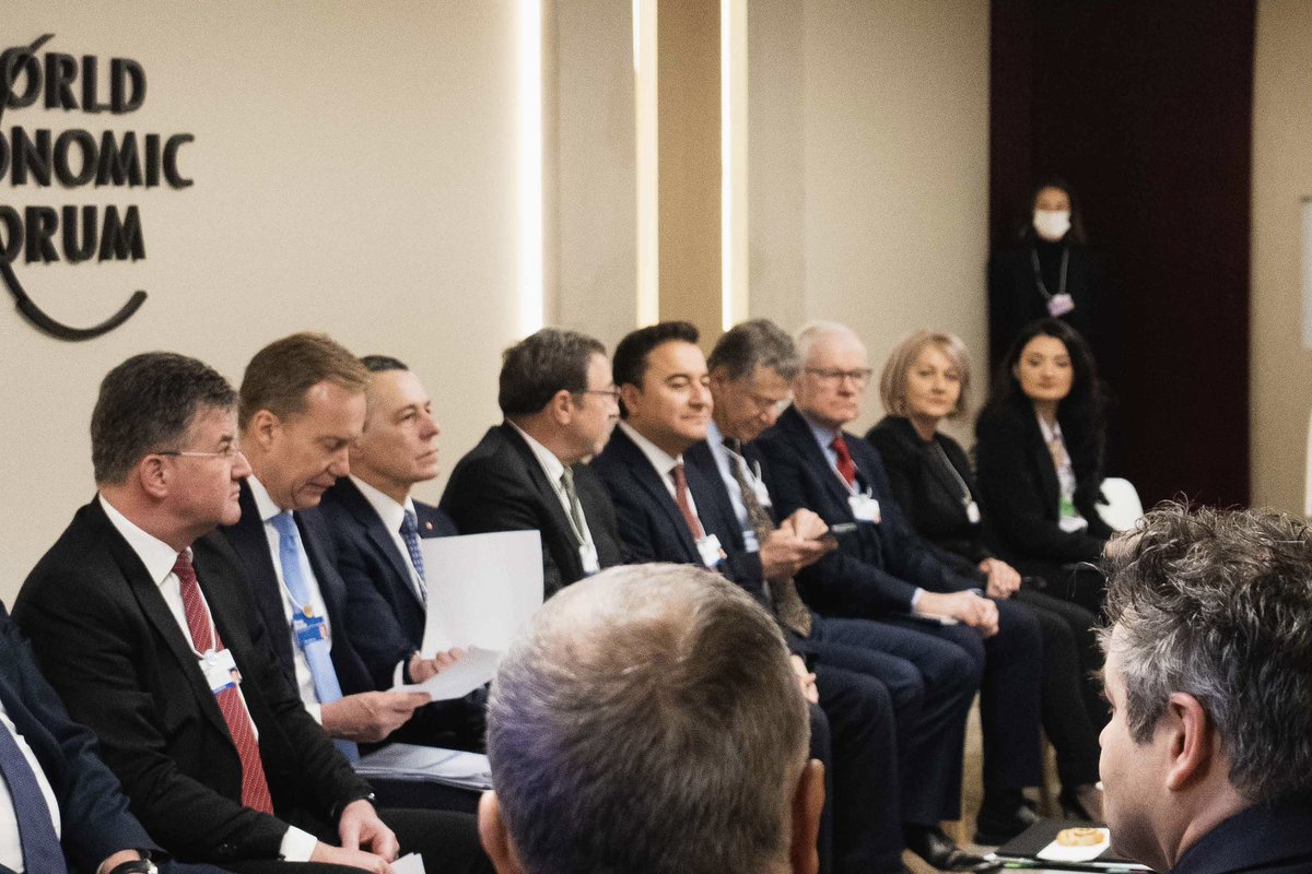 alibabacan's tweet photo. Davos Zirvesi’nde Arnavutluk, Hırvatistan, Karadağ, Kuzey Makedonya, Kosova başbakanları ve Sırbistan Cumhurbaşkanı ile Balkanlar’daki gelişmeleri değerlendirdik.

Batı Balkan ülkelerinin Avrupa ve Avrupa-Atlantik kurumlarına entegrasyonunu önemsiyor ve bu ülkeleri destekliyoruz. https://t.co/jdP5yqO0Qq