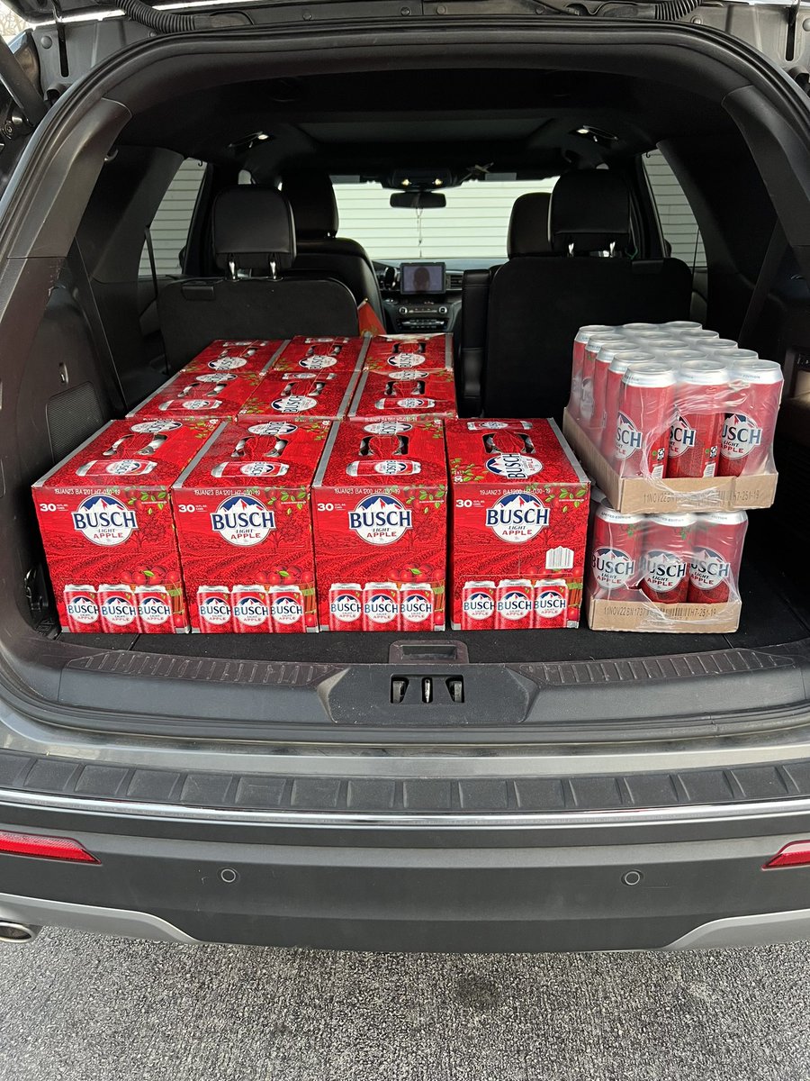 apickens_17's tweet photo. @BuschBeer #MountainOfBusch #Sweepstakes https://t.co/dbZDpvRkfG