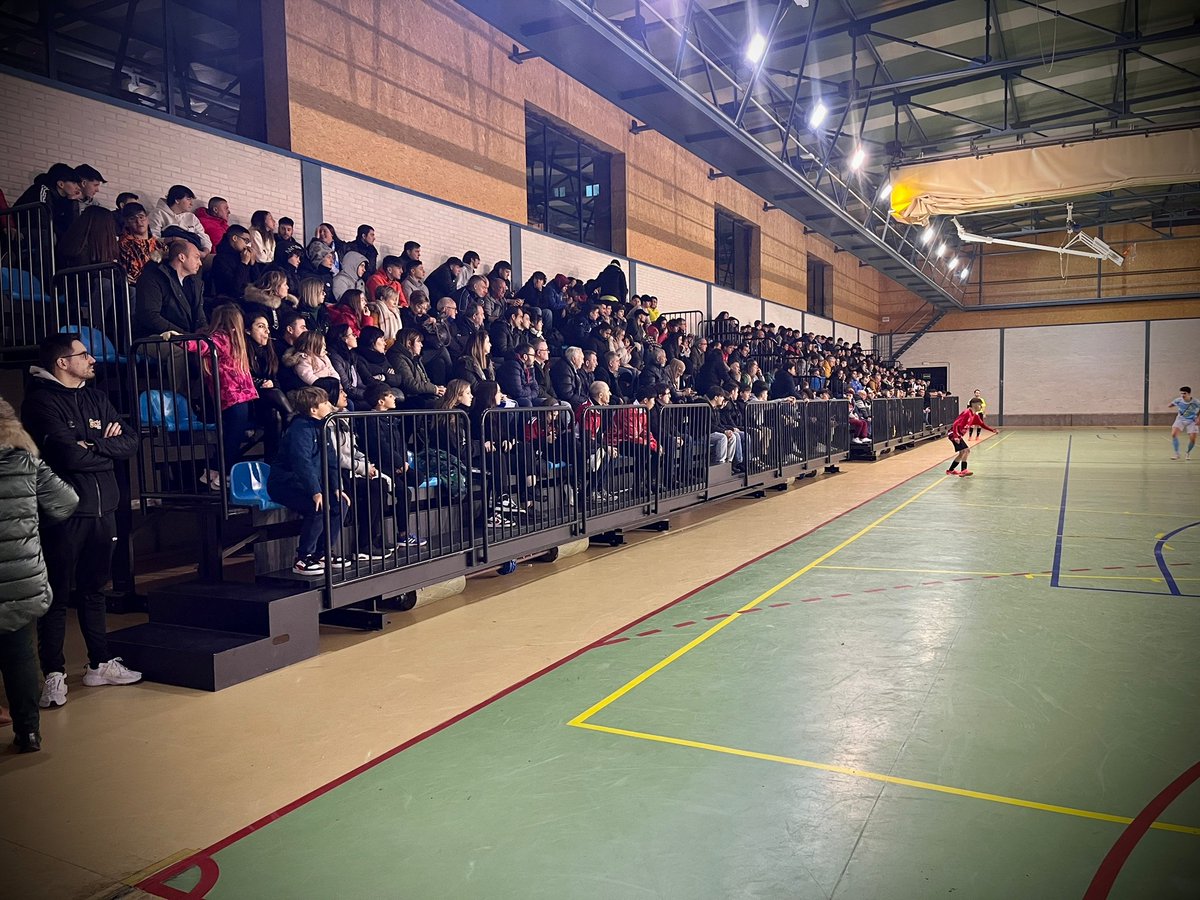 El éxito de un club se mide por su gente +350 personas en un partido DH💙

GRACIAS al comportamiento de la afición💯

Al Presidente C. FUTSAL <a href="/fedriojafutbol/">Federación Riojana de Fútbol</a> <a href="/borjachava/">Borja Jimenez Chava</a> 
La gran labor <a href="/ICaubilla/">Ignacio L.Caubilla</a>
Las instituciones <a href="/LogronoDeporte/">Logroño Deporte</a> <a href="/rubenantonanzas/">Rubén Antoñanzas</a> , Gobierno de La Rioja <a href="/Eloymado/">Eloy Madorrán</a>