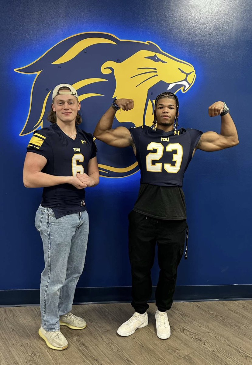 I had a great official visit to TCNJ today, thank you <a href="/CoachCGoff/">𝐂𝐚𝐬𝐞𝐲 𝐆𝐨𝐟𝐟</a> <a href="/Coach_Mershman/">Coach Aaron Mershman</a>