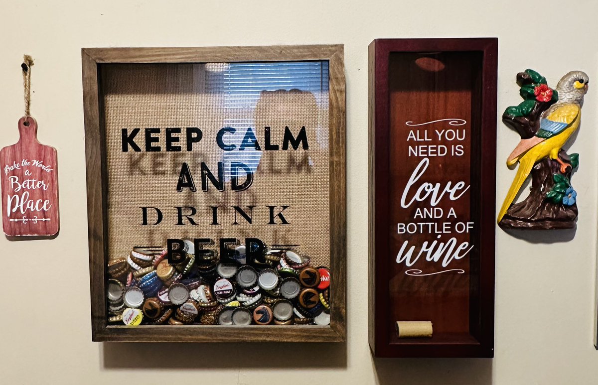 K_trul's tweet photo. I’m happy my wine coke holder came in 🙌🏽 #wine #purpletoad #winelover https://t.co/62YKLrLvhK