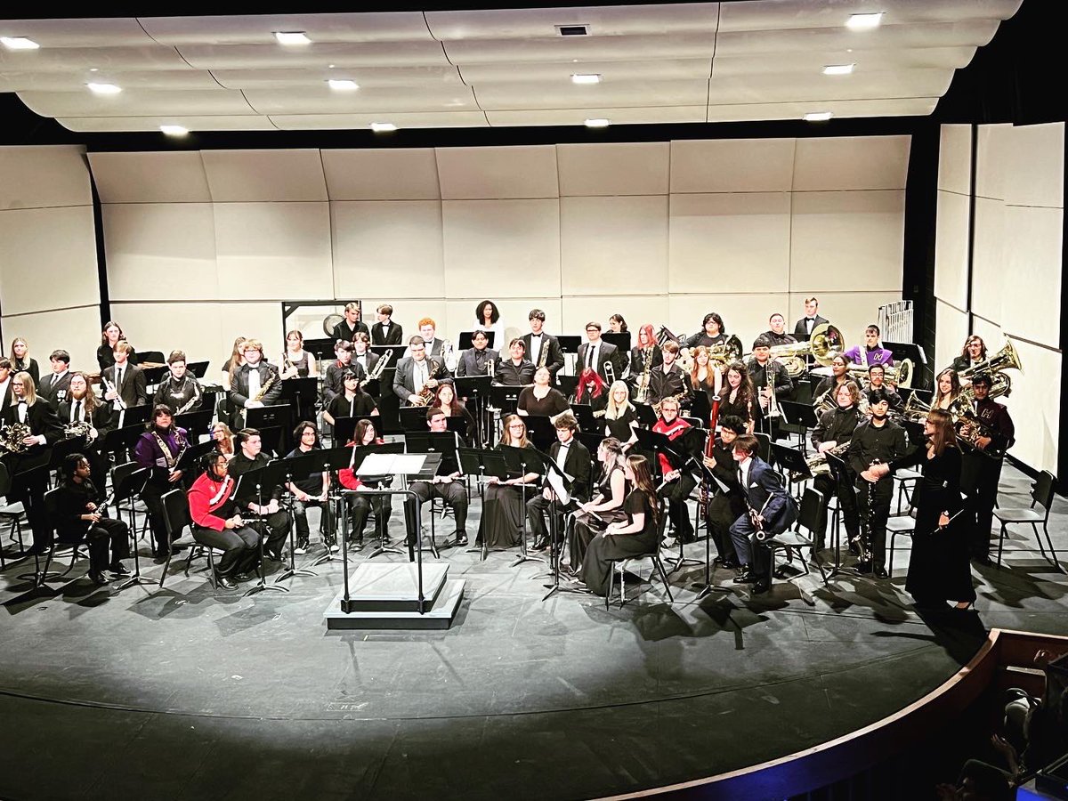 Congrats to senior SM percussionist Lillian Benkert for participating in the UTC Tri-State Honor Band! I hear she want to be a Marching Moc next year! 
#utctheplacetobe