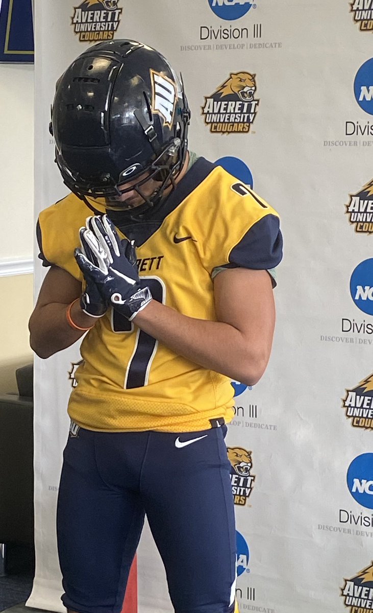 chooker42's tweet photo. Great Official Visit today ‼️ @AverettFootball @coachphenry https://t.co/alPSi8o1Ko