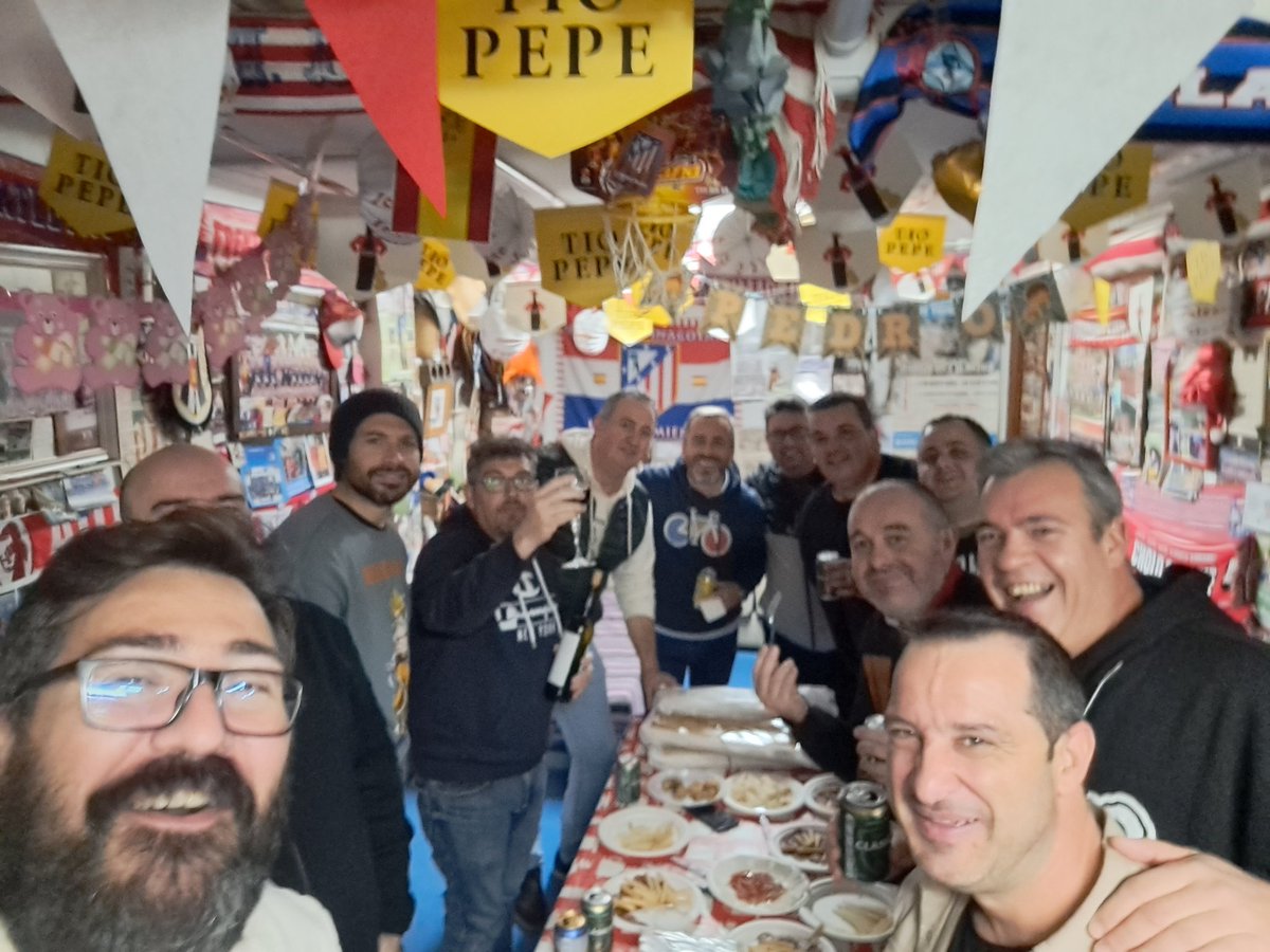 Chirigota Callejera Los que tienen festivo tweet media
