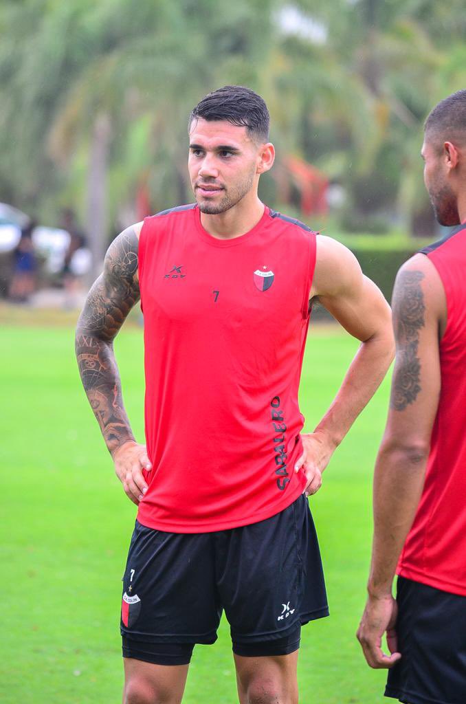 Nerisjose28's tweet photo. Seguimos preparando ! Falta poco para que empiece lo lindo !!! Vamos @ColonOficial ♥️🖤 https://t.co/J6pko51SYC