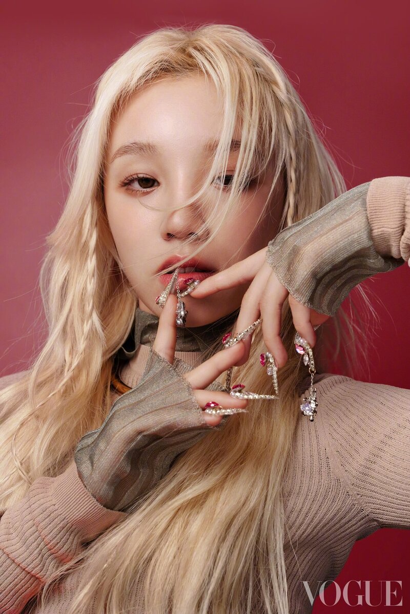 Yuqi ♡ G-Idle
// Vogue China February 2023 //