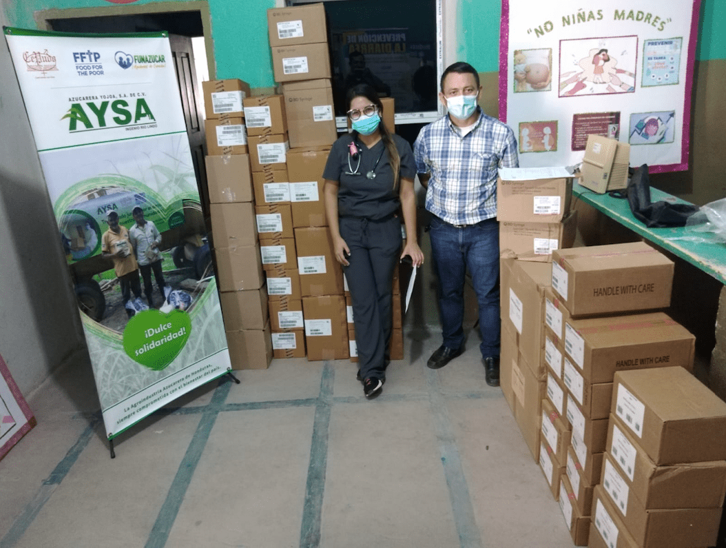 enter504's tweet photo. #Empresarial Continúan acciones de fortalecer sector salud en zonas azucareras     #RSE Salud #ZonasAzucareras #Funazucar #SectorSalud #Cepudo #FoodForThePoor #FFTP #Honduras 
https://t.co/VWGB0STaV9 https://t.co/uS0aT9ruGg