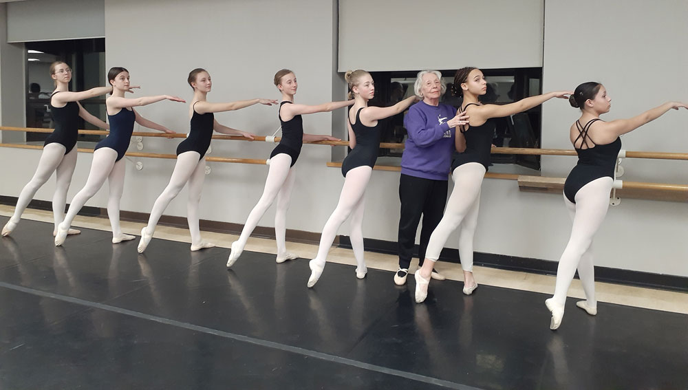 Happy birthday to our founder &amp; Artistic Director Judith Davies, celebrating her 80th this weekend!  🎂🥳

Thank you for your dedication, tireless energy &amp; contributions to dance in Ottawa &amp; Canada!
#ottawa #ottawadance #danceschool

Judith Davies, teaching Intermediate RAD class