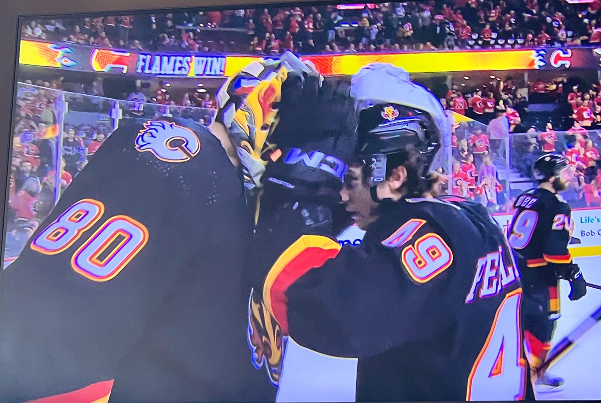 “It’s a Great Day for Hockey” - Badger Bob Johnson ♥️♥️♥️

@NHLFlames win 6-3 #CGYvsTB #HockeyDayInCanada #HockeyDay @hockeynight #Flames