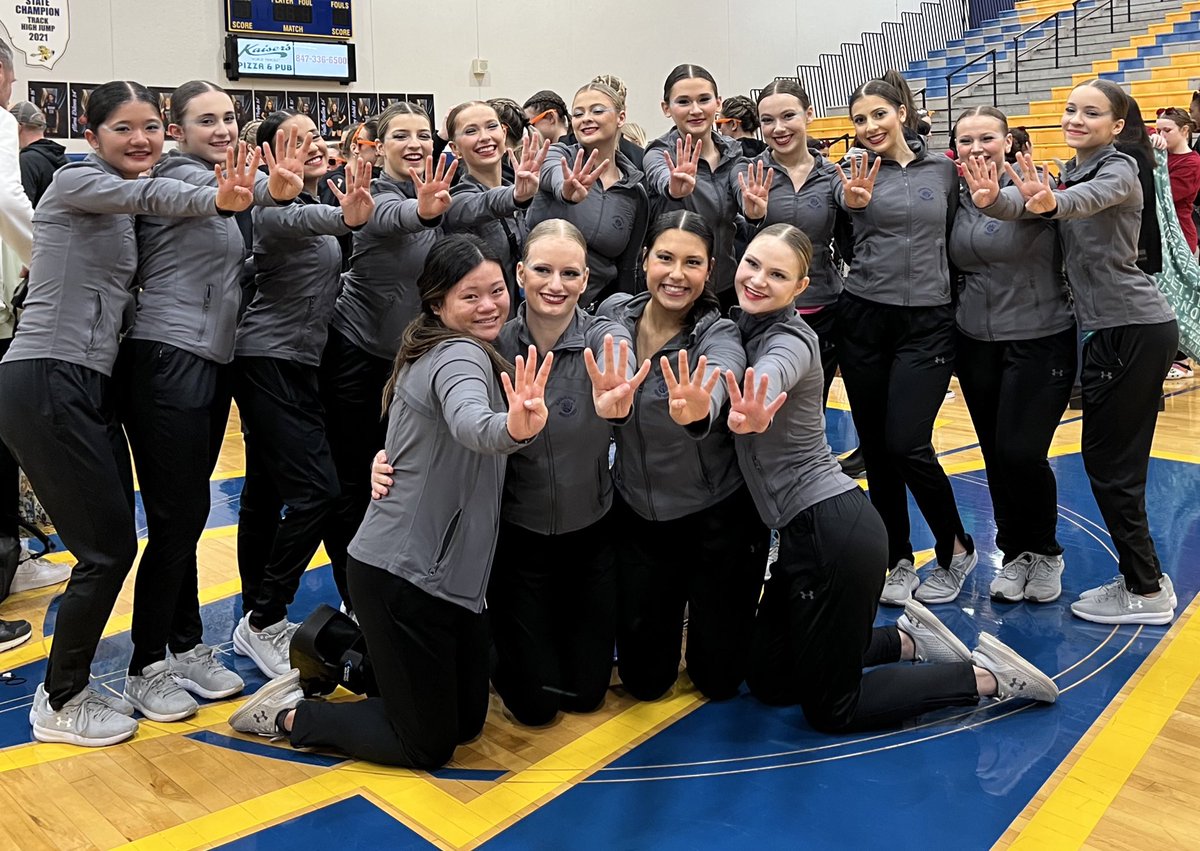 And they advance to state!! 4th at Sectionals for <a href="/vhhsdanceteam/">VHHS Dance Team</a>